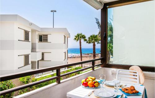 Gorgeous Apartment In San Bartolom De Tiraj