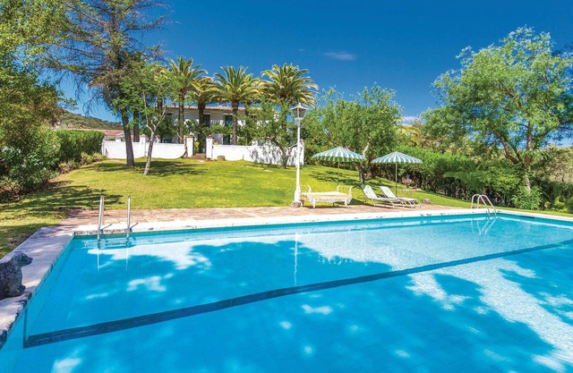 Gorgeous home in Higuera de la Sierra