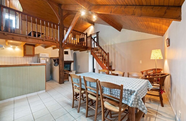 Gorgeous Holiday Home in Loubejac with Garden