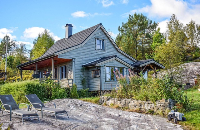 Gorgeous home in Aksdal with kitchen