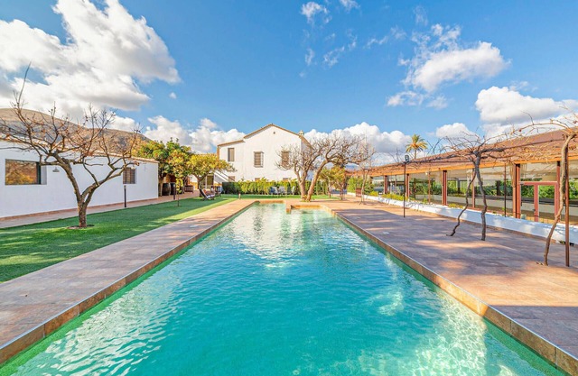 Gorgeous home in Berja