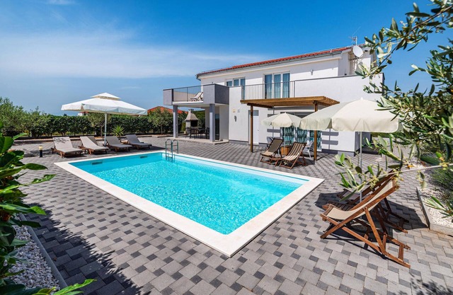 Gorgeous home in Debeljak with WiFi