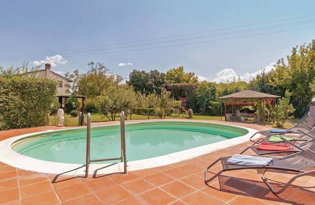 Gorgeous home in Fornacette PI