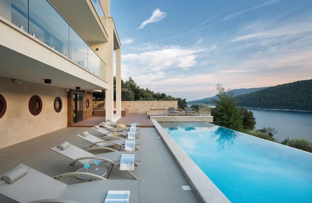 Gorgeous home in Labin with sauna