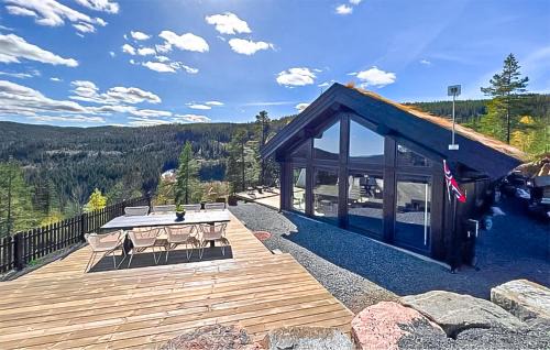 Gorgeous Home In Passebekk With Kitchen