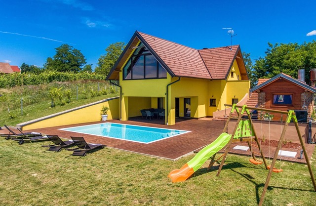 Gorgeous home in Selnica with sauna