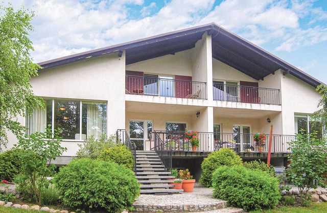 Gorgeous home in Wolsztyn with kitchen