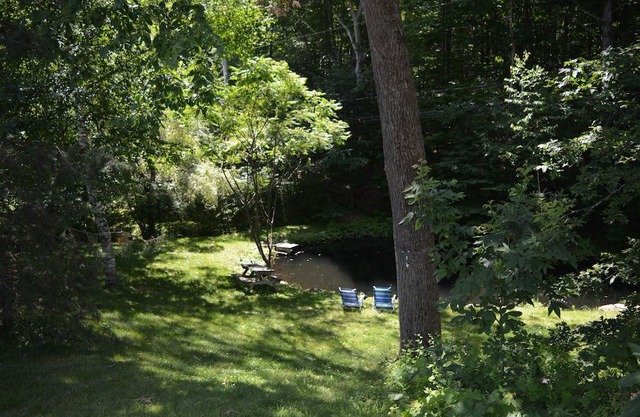 Gorgeous Lakefront 1 Bedroom Country House appartement Near Montreal
