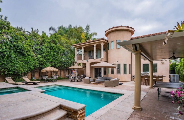 Gorgeous Los Angeles Paradise Escape