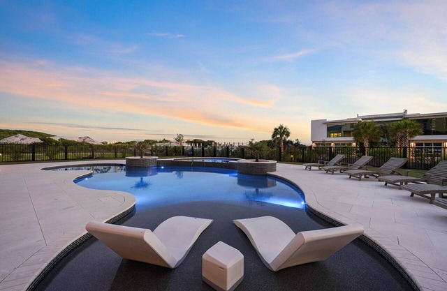 Gorgeous Luxury Vacation Rental House in Miramar Beach - Private Pool and Gulf Views!