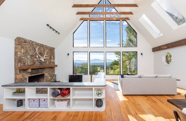 Gorgeous Modern Mountain Home + Blue Ridge Views