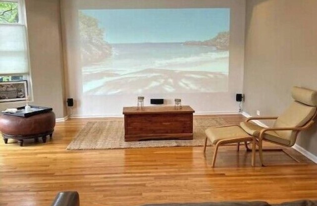 Gorgeous N. Kenwood/Hyde Parkn