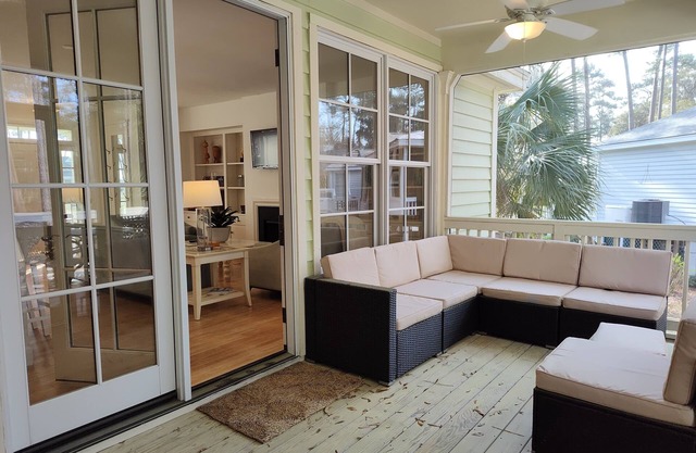 Gorgeous Ocean View Cottage.