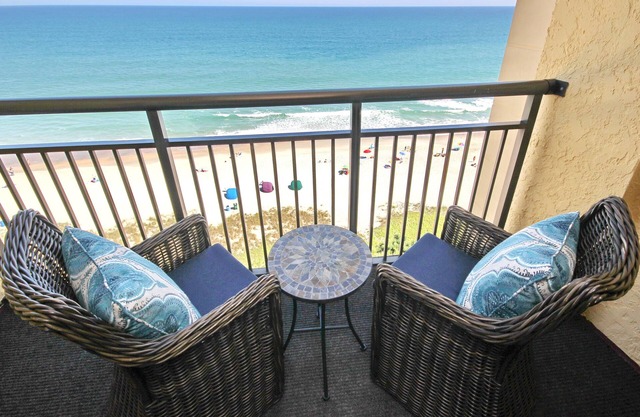 GORGEOUS OCEANFRONT MYRTLE BEACH CONDO ON GOLDEN MILE