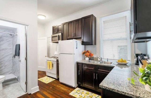 Gorgeous Renovated Victorian Near French Quarter