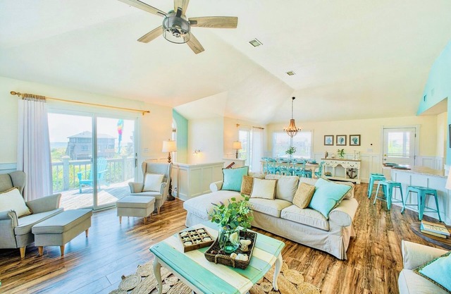 Gorgeous Semi-Oceanfront - Amazing Ocean Views - Hot Tub~ Pirate Mini Golf- Avon