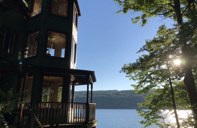 Gorgeous Skaneateles Lakefront Home