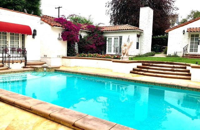 Gorgeous Spanish Home Villa in a Secret Garden with pool: your OWN resort🕊