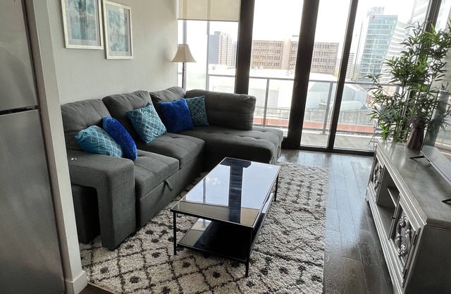 Gorgeous two bed across from jets arena