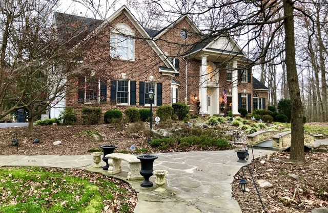 Gorgeous, Wooded 3 Acre Estate -5 Bed/4 Bath-Leesburg/Brambleton/Aldie area