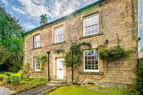 Grade II Listed House near Chatsworth