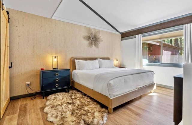 Graeagle Meadows Luxury Pet Friendly Modern A/C