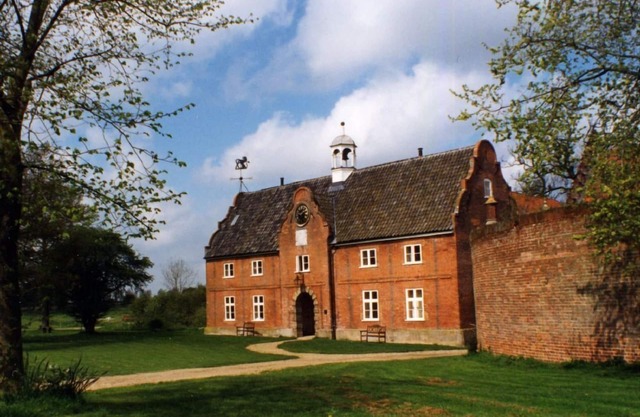 Granary Cottage - sleeps 8 guests in 3 bedrooms