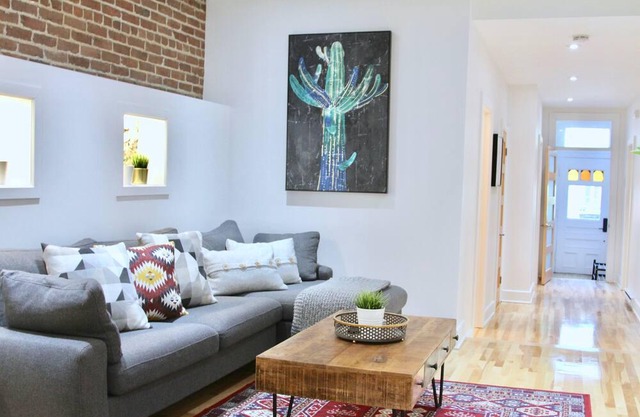 Grand 3br in Montreal Plateau