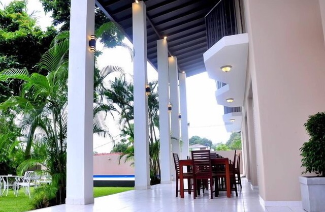 Grand 7 Hotel - Thalawathugoda
