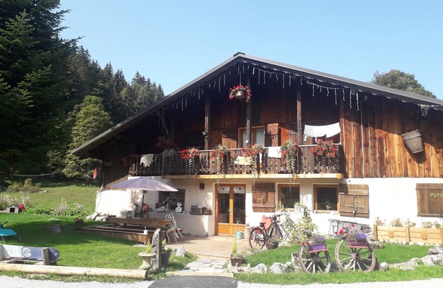 GRAND CHALET OF ALPINE, NATURE .all COMFORT
