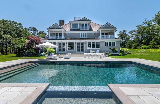 Grand Coastal-Style Estate In The Preserve