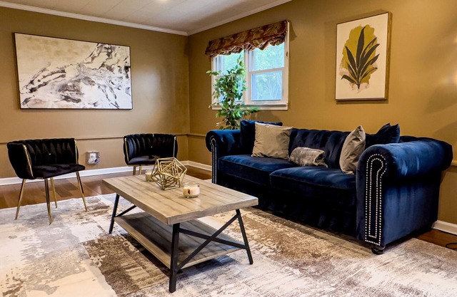 Grand Lakeview Retreat Near Town Game Rm 4BR