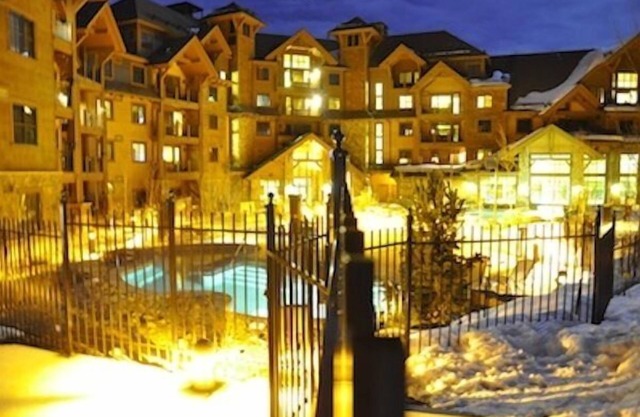 Grand Lodge on Peak 7 Lux Slopeside Ski In-Ski Out ! Lowest Rate! Book NOW!