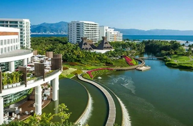Grand Luxxe Resort in fabulous Nuevo Vallarta, Mexico