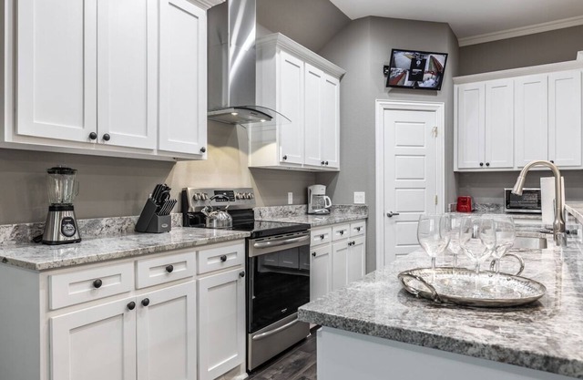 Grand Prairie Getaway- Spacious 4-Bedroom Comfort