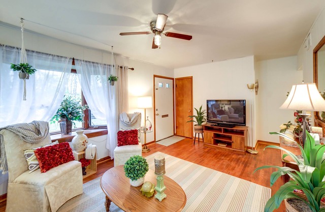 Grand Rapids Home w/ Fenced Yard: 2 Mi to Downtown
