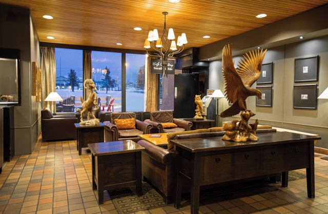 Grande Cache Hotel