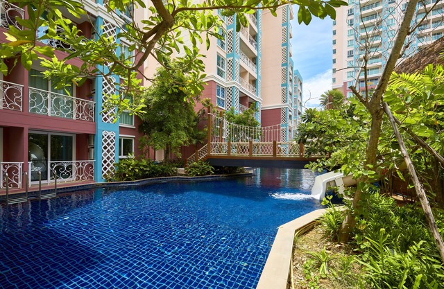 Grande Caribbean condo cool place for family stay of your Thai vacation