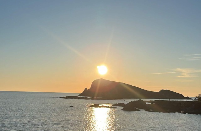 Grande Chambre Située au Centre D'un Pittoresque Port de Pêche ;