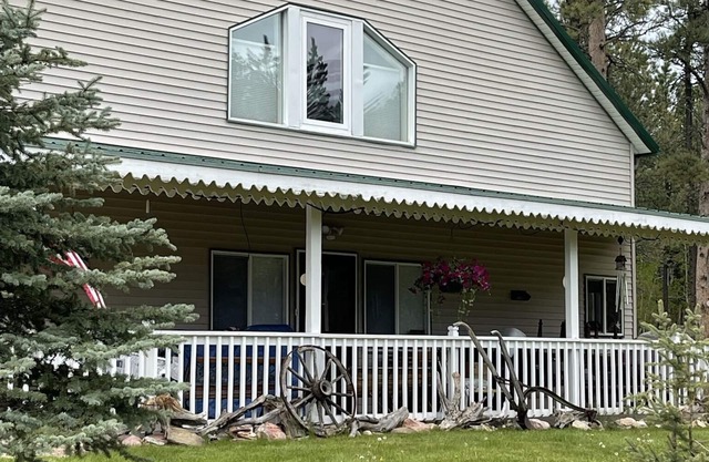Grandma's House in the Woods, one mile from Custer