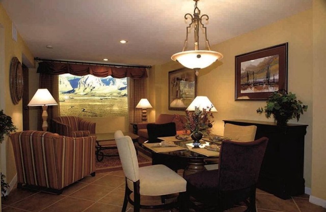 Grandview at Las Vegas: 1-BR, Sleeps 4, with 1 Full Kitchen