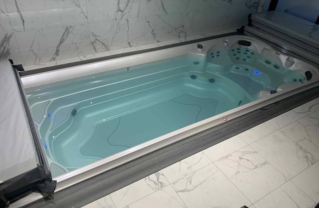 Grange&Lodge apartment, sauna and swim spa