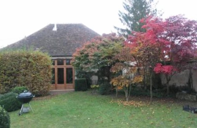 " Grange148 " charms and contemporary atmosphere in Burgundy