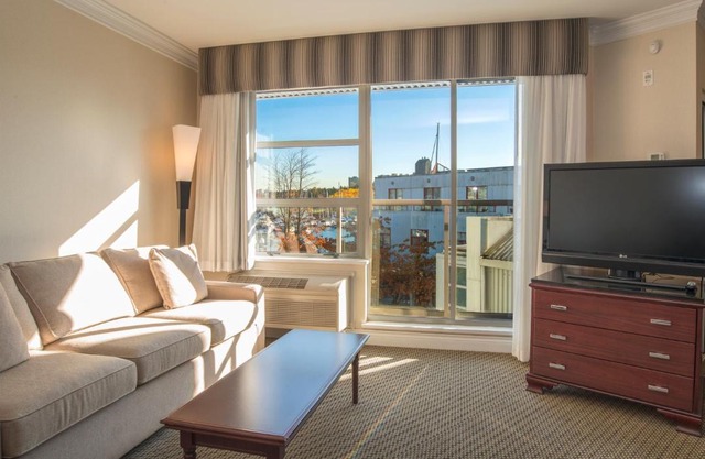 Granville Island Hotel