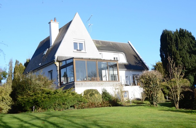 Great vacation home with pool and WE Rennes