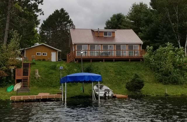 Great 4 Season Family Getaway! Quiet, yet full of Fun!