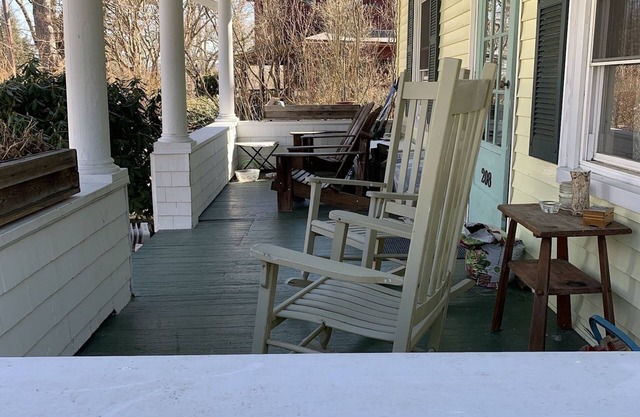 Great Barrington/Housatonic Getaway—bring your dog!