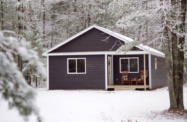 Great Bear Getaway. Your peaceful retreat in the heart of cabin country!