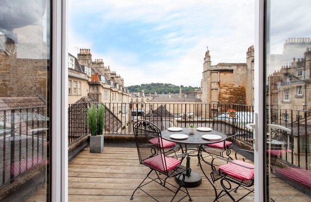 Great City Centre Apartment (GS)