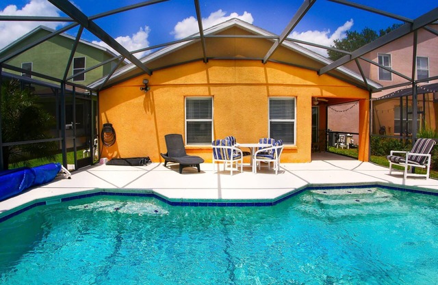 Great Community, amazing private pool, near Disney!